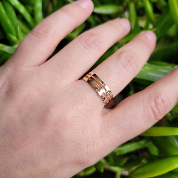 New Classic Gold Simple Geometric Ring Band & Toe Ring - Picture 4 of 9